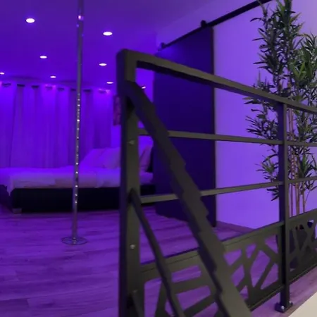 La Les Bermudes فيلة